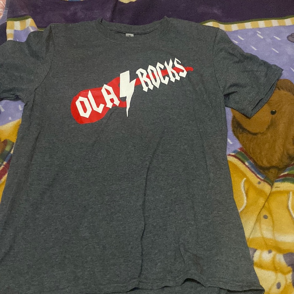 Grey graphic tee , size M